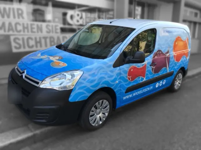 Fahrzeugbeschriftung, Beispiel